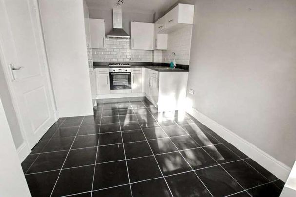 Houghton Way, Hellingly, Hailsham, East Sussex, BN27 - Photo 1