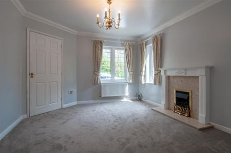 3 bedroom semi-detached house to rent - Photo 2