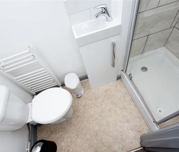 6 bedroom house to rent - Photo 4