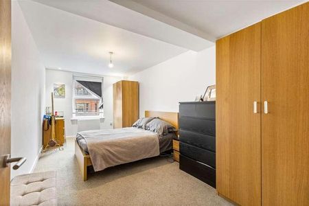 Finchley Road, NW3 - Photo 4