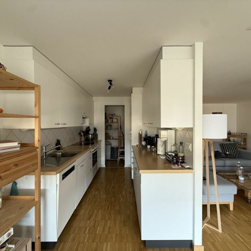 Generous and light-flooded apartment in a quiet location! - Foto 1