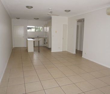 Peaceful Ground-Floor Unit in Prime Redlynch Location - Photo 5