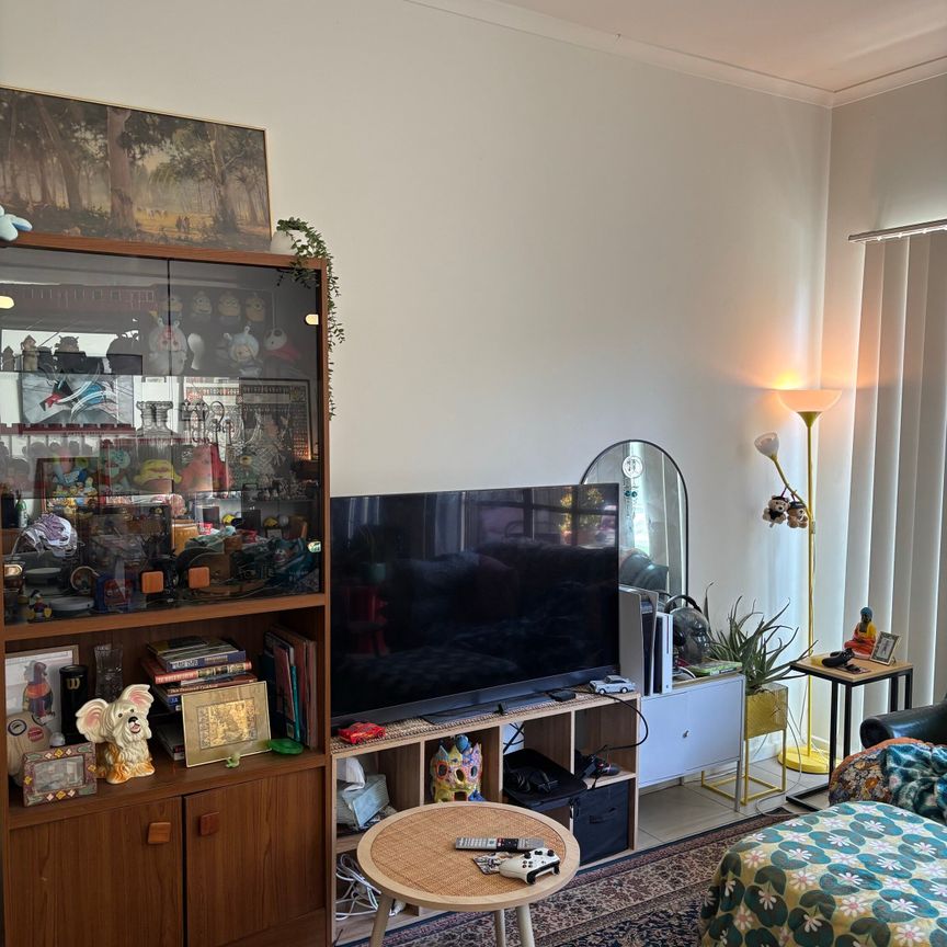 Lightsview - Photo 1