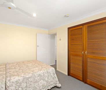 Available Now - Spacious 3 Bedroom Unit in Prime Location - Photo 4