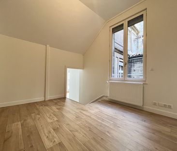 QUAIS DES CHARTRONS – 2 CHAMBRES + TERRASSE - 1460 € CC - Photo 4