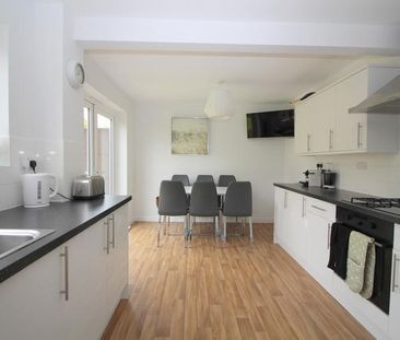 1 Bedroom House / Flat Share to let - Photo 5