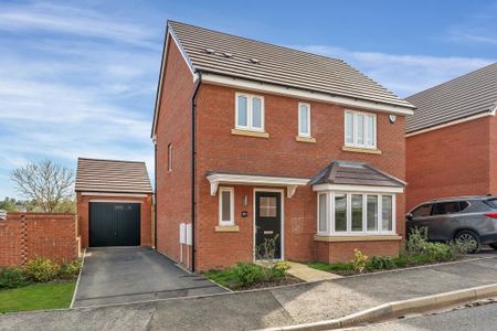 3 bedroom detached house to rent - Photo 2