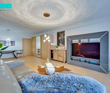 Pronájem luxusního kompletně zařízeného bytu na ul. Jakoubka ze Stř... - Photo 1