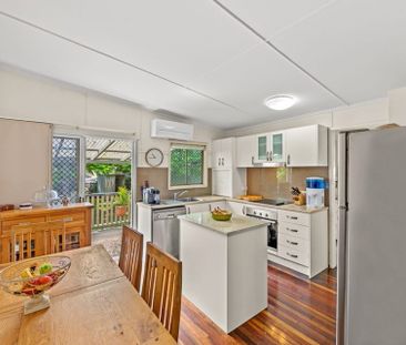 18 Oxley Road, - Photo 6