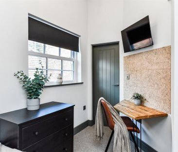 Studio to rent - Photo 5