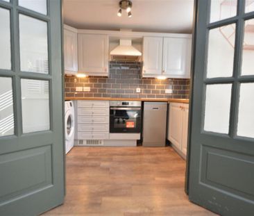 2 bedroom apartment to rent - Photo 5