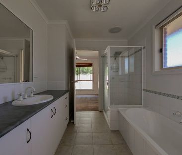 Modern, Tidy & Convenient - Photo 5