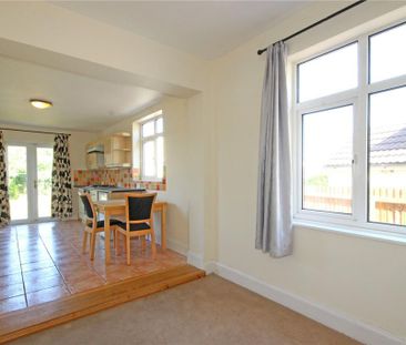 3 bedroom semi-detached house to rent - Photo 5