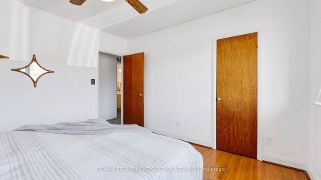 For Lease - 676 Walker's Line, Burlington, Ontario - Photo 5