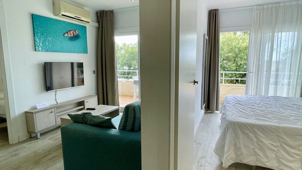 Avinguda de la Costa Brava - Foto 1