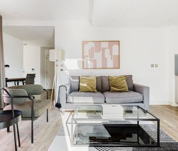 Wandsworth Road - Photo 1