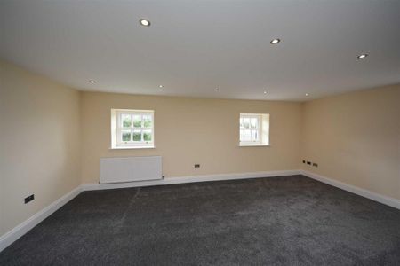 3 bedroom penthouse to rent - Photo 2