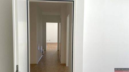 CHARMANTE WOHNUNG DIREKT IN GALLNEUKIRCHEN MIT *GRATIS PARKPLATZ* IM INNENHOF - Foto 2