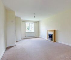 3 BEDROOM House - End Terrace - Photo 4