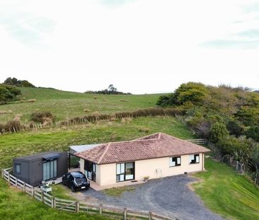 Whitford 3 bedroom family home - Photo 6
