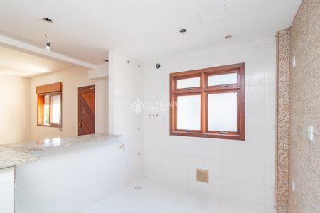 Apartamento com 2 quartos e 75m² para alugar em Medianeira, Porto Alegre. - Foto 3