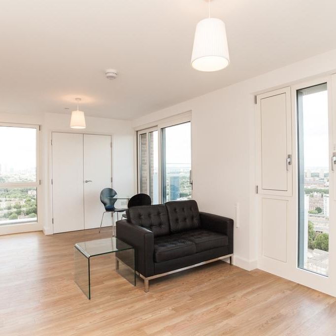 Studio to rent - Photo 1