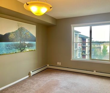 Top Floor 1 + Den Bed Condo In Chappelle/ Water & Heat Included. - Photo 2