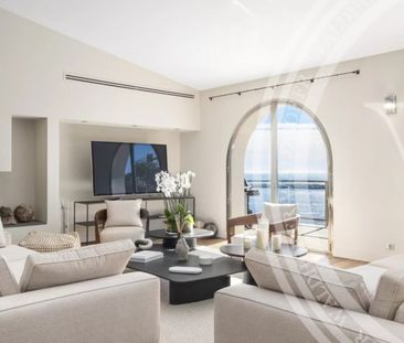 Villa • Cannes - Photo 1