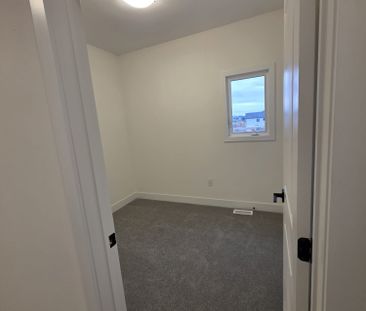 For Lease - 55 Dusenbury Drive, Loyalist, Ontario - Photo 1