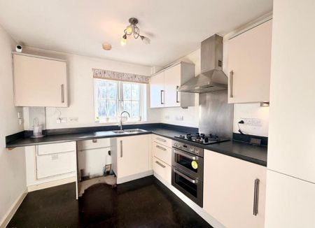 3 bedroom terraced house to rent - Photo 3