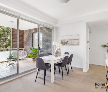 Stunning, Light-Filled Second-Floor Apartment in Prime Turramurra - Photo 1