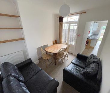 6 bedroom house share to rent - Photo 1