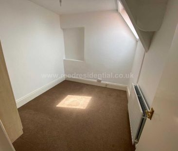 3 bedroom apartment to rent - Photo 2