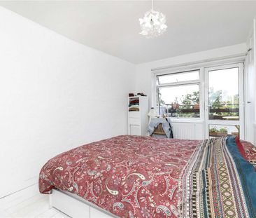 An outstanding duplex flat with roof terrace in a superb central Ba... - Photo 1