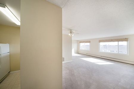 700 Gitzel Street, Yellowknife, NT, X1A 1H3 - Photo 5