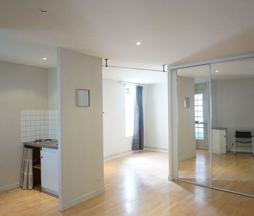 T1 bis de 36,85 m2, rue Solférino réf G142-3 - Photo 4