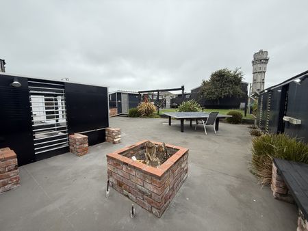 47 Collins Street, Hawera - Photo 3