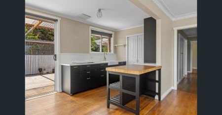 Bright and Comfortable - Photo 3