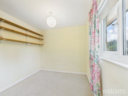 3 bedroom House - FORRESTERS DRIVE, WELWYN GARDEN CITY - Photo 5
