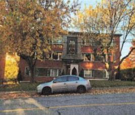 4 1/2 à louer - 1025$ chauffé, eau chaude, balcon et remise - Photo 4