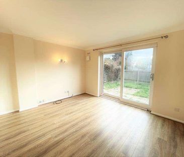 Chertsey, Surrey, KT16 - Photo 3