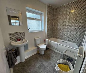 Thursby Walk, Exeter, EX4 - Photo 6