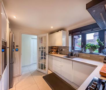 5 bedroom detached house to rent - Photo 5