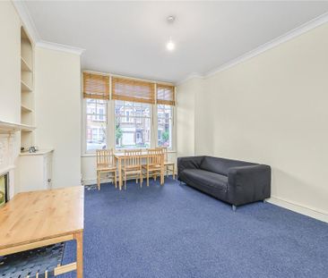 3 bedroom flat to rent - Photo 2