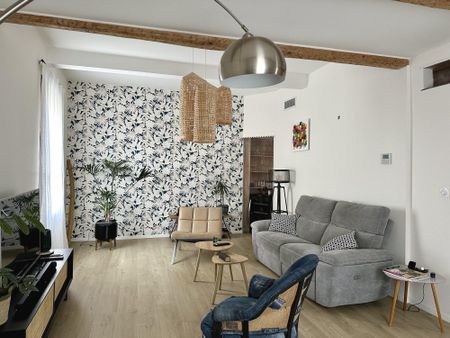 Location Maison 5 pièces 143m² NARBONNE 11100 - Photo 4