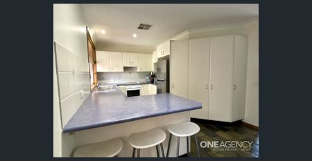 Affordable Family Home in Peaceful Winmalee - Photo 5