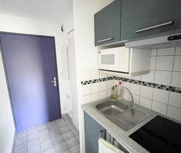 Location Appartement 1 pièce 18m² - Photo 3