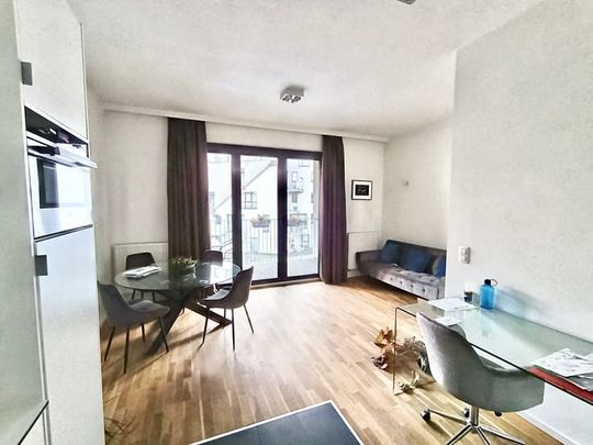 Appartement te huur - Photo 1