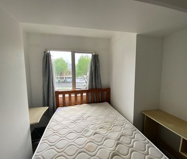 CITY CENTRAL - 1 Bedroom Apartment - Photo 1