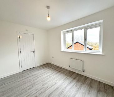 3 bedroom semi-detached house to rent - Photo 5
